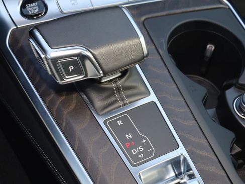 Used 2022 Audi A6 Premium Plus image 7