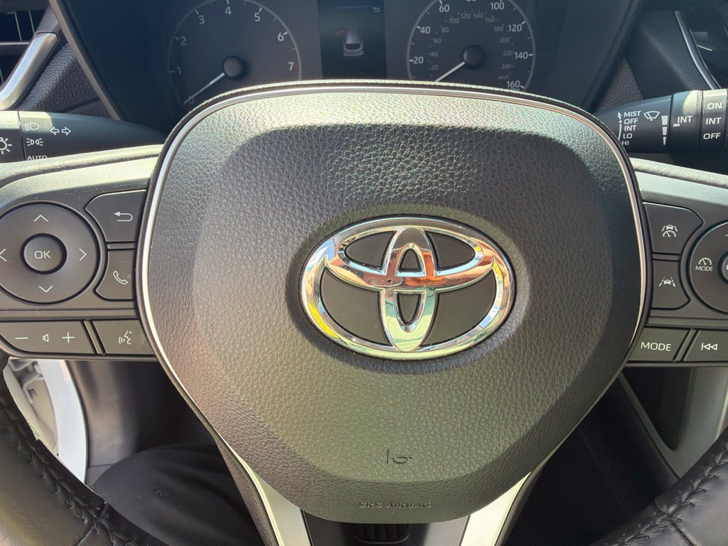 Used 2023 Toyota Corolla Cross LE FWD image 16