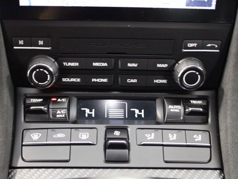 Certified 2025 Porsche 718 Cayman GT4 RS RWD image 34