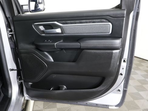 Used 2019 RAM 1500 Big Horn AWD/4WD image 23