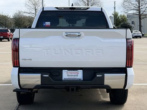 Used 2024 Toyota Tundra Limited image 5
