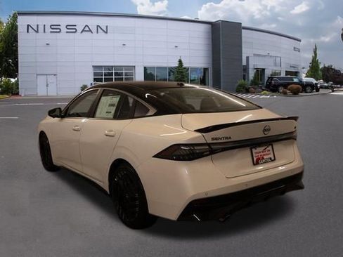 New 2026 Nissan Sentra SR w/ SR Premium Package FWD image 4