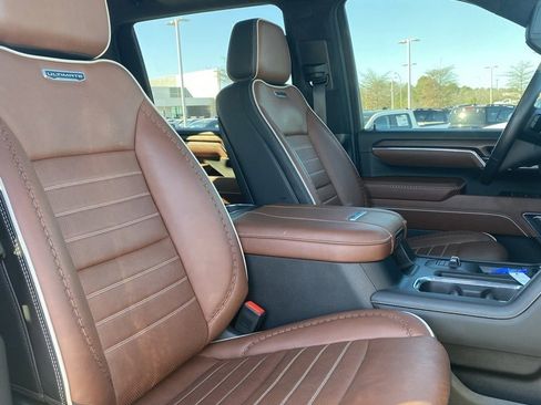 Used 2024 GMC Sierra 2500 Denali Ultimate image 29