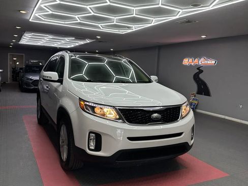 Used 2014 Kia Sorento EX w/ EX V6 Touring Package FWD image 1