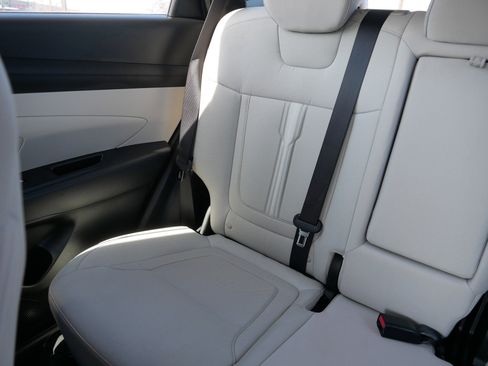 Used 2025 Hyundai Tucson SEL image 12