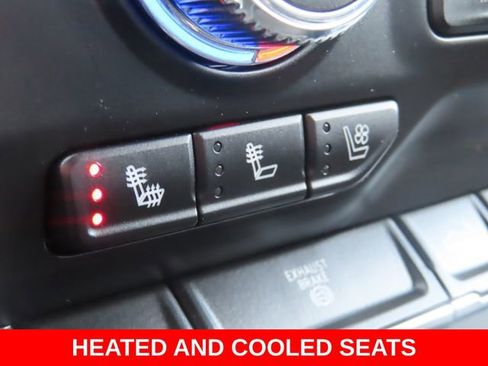 Used 2023 GMC Sierra 2500 AT4 w/ Gooseneck/5TH Wheel Package image 4