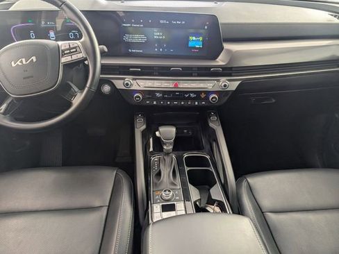 Used 2025 Kia Telluride S image 26