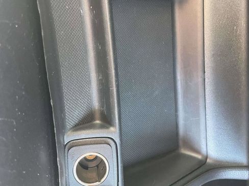 Used 2016 Ford Fusion SE FWD image 34