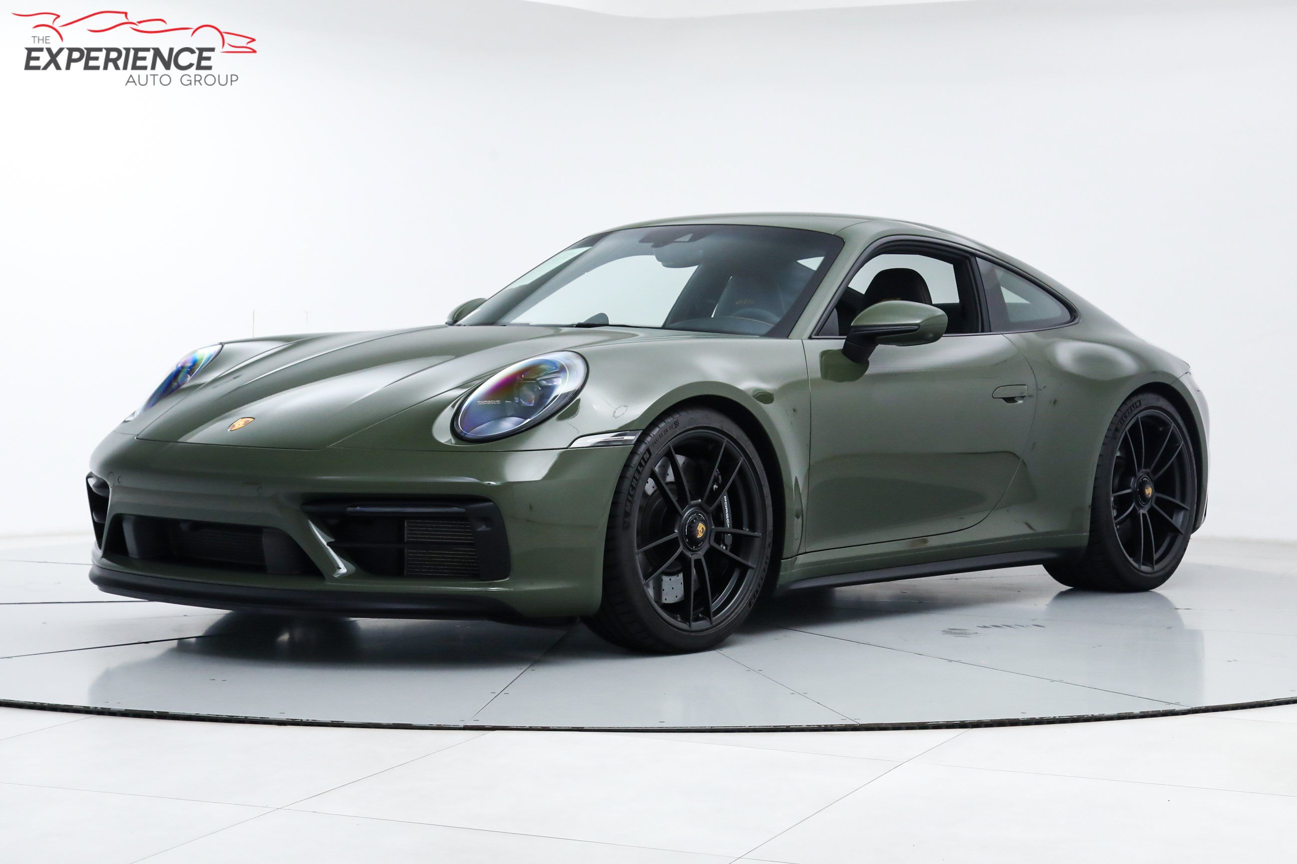 Used 2024 Porsche 911 GTS Coupe image 1