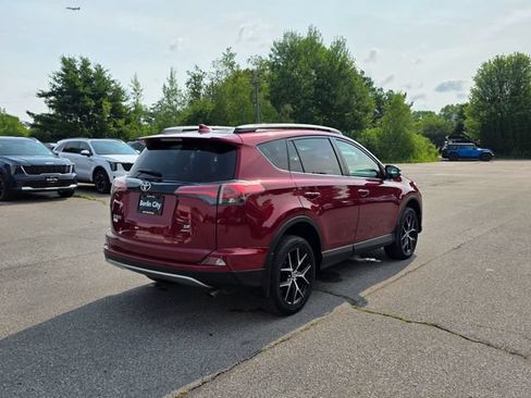 Used 2018 Toyota RAV4 SE w/ Power Extra Value Package AWD/4WD image 8