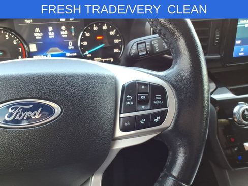 Used 2021 Ford Explorer Limited w/ Equipment Group 301A AWD/4WD image 10