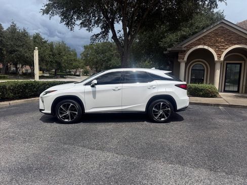 Used 2017 Lexus RX 350 FWD w/ Luxury Package image 2