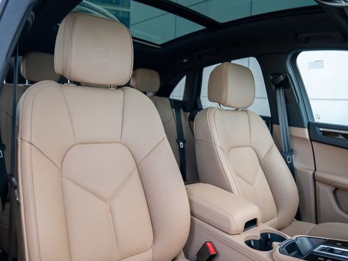 New 2026 Porsche Macan S image 28