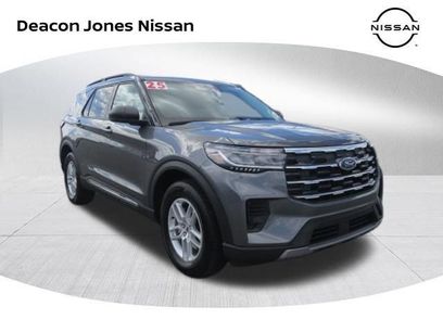 Used 2025 Ford Explorer Active