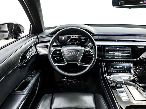 Used 2022 Audi A8 L 3.0T image 4