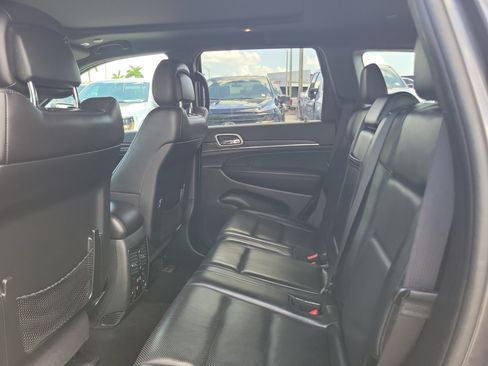 Used 2021 Jeep Grand Cherokee Limited w/ Luxury Group II RWD image 13