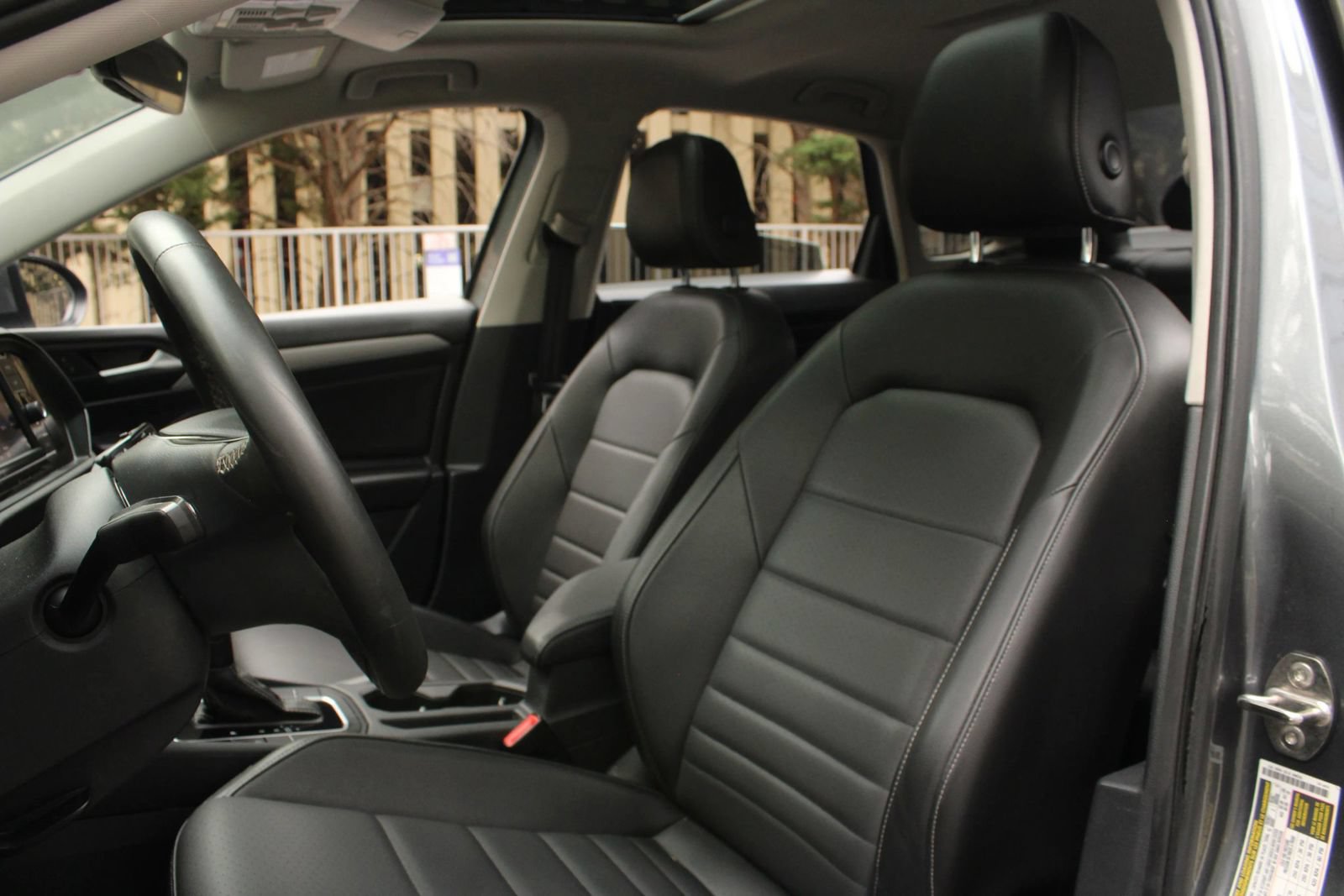 Used 2021 Volkswagen Jetta R-Line FWD image 16