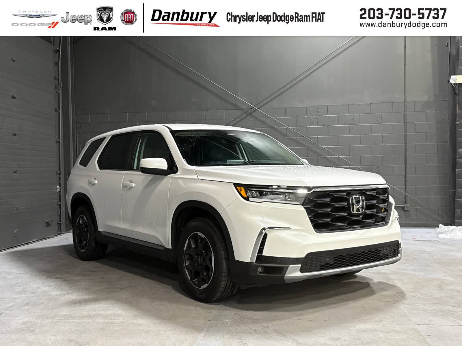 Used 2025 Honda Pilot EX-L image 1