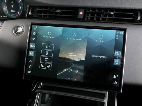 New 2026 Land Rover Range Rover Evoque S AWD/4WD image 13