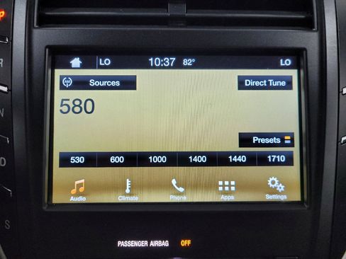 Used 2016 Lincoln MKC Premiere image 25