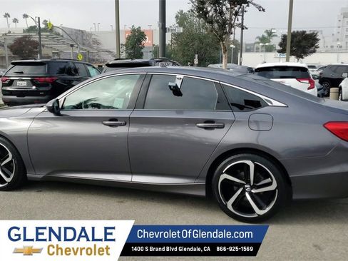 Used 2019 Honda Accord Sport image 5