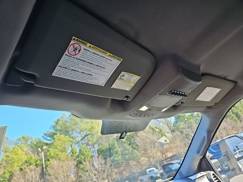 Used 2017 Ford F450 XL w/ Power Equipment Group image 9