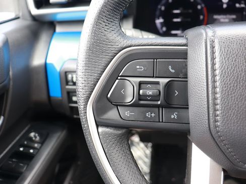 Used 2025 Toyota Tacoma TRD Off-Road AWD/4WD image 20
