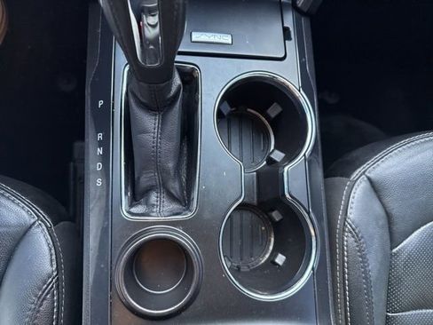 Used 2018 Ford Explorer Limited image 22