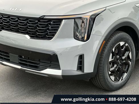 Certified 2026 Kia Sorento S w/ S Panoramic Sunroof Package FWD image 6