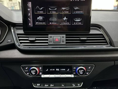 Used 2022 Audi Q5 2.0T Premium Plus AWD/4WD image 28