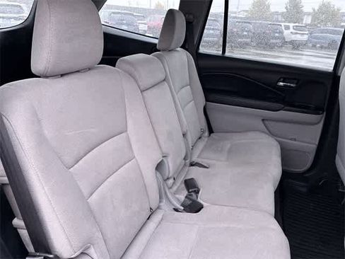 Used 2019 Honda Pilot LX image 21