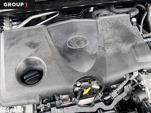 Used 2022 Toyota Camry SE image 31