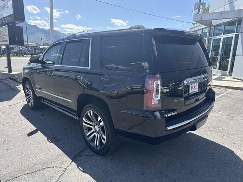Used 2017 GMC Yukon Denali w/ Open Road Package AWD/4WD image 8