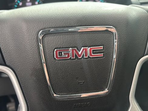 Used 2017 GMC Yukon SLT w/ Open Road Package image 35