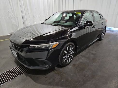 Used 2023 Honda Civic EX image 6