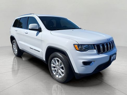 Used 2021 Jeep Grand Cherokee Laredo AWD/4WD image 1
