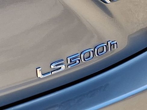 Used 2019 Lexus LS 500h 500h Base image 40