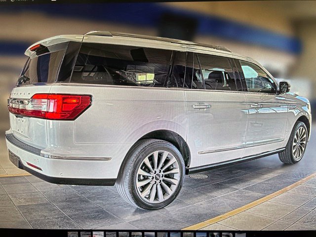 Used 2020 Lincoln Navigator L Reserve w/ Luxury Package AWD/4WD image 4