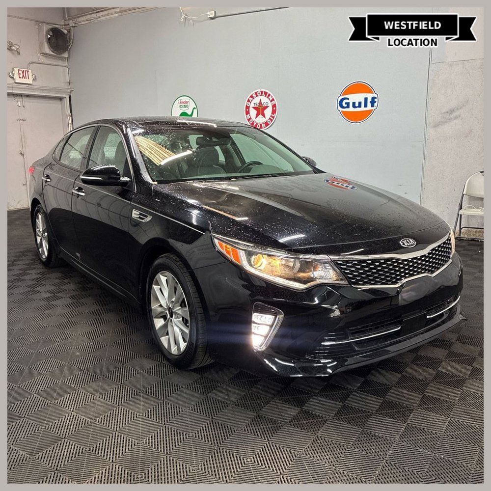 Used 2018 Kia Optima EX w/ Technology Package FWD image 1