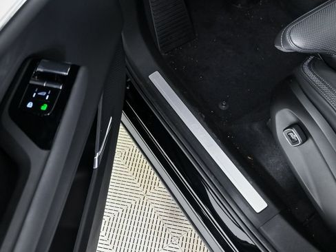 New 2026 Volvo EX90 Ultra AWD/4WD image 8