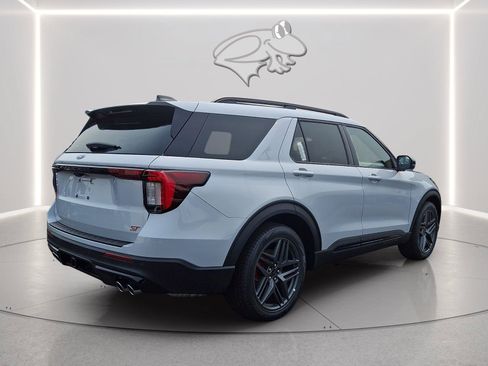 New 2026 Ford Explorer ST w/ Sun And Sound Package AWD/4WD image 3
