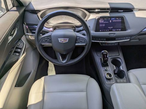 Certified 2023 Cadillac XT4 Luxury w/ Cold Weather Package FWD image 18