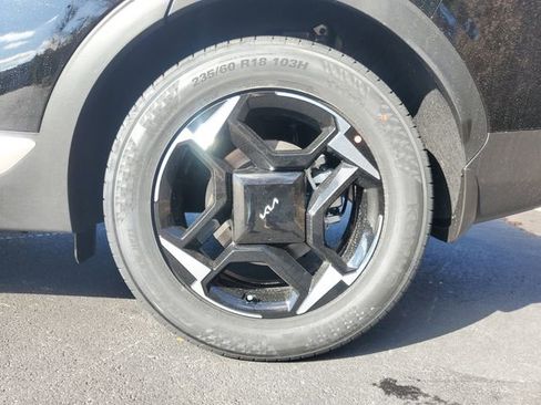 New 2026 Kia Sportage EX image 7