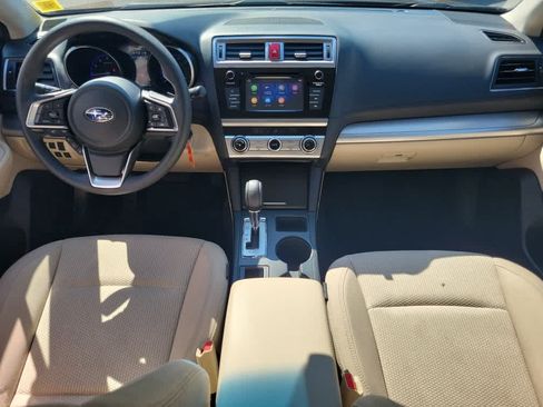 Used 2019 Subaru Outback 2.5i AWD/4WD image 10