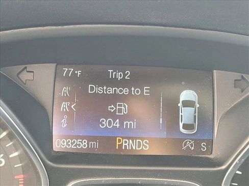 Used 2018 Ford Escape SE image 11