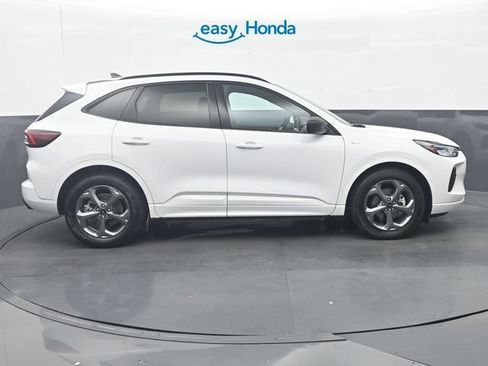 Used 2023 Ford Escape ST-Line FWD image 8