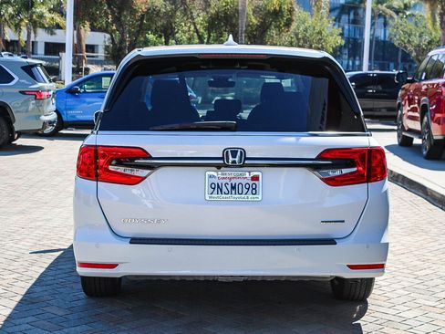 Used 2024 Honda Odyssey Touring image 9