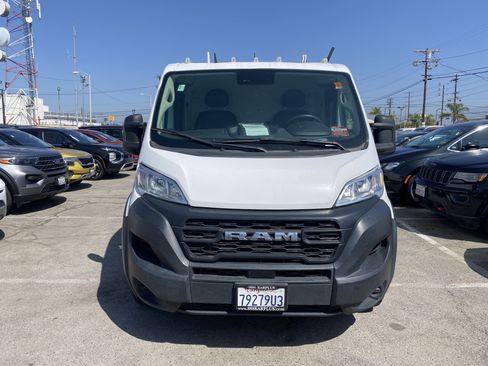 Used 2023 RAM ProMaster 2500 FWD image 3