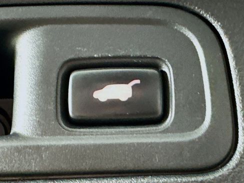 Used 2017 Honda Pilot Elite image 31