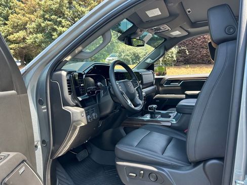 Used 2025 Chevrolet Silverado 1500 RST w/ RST All Star Premium Package AWD/4WD image 46